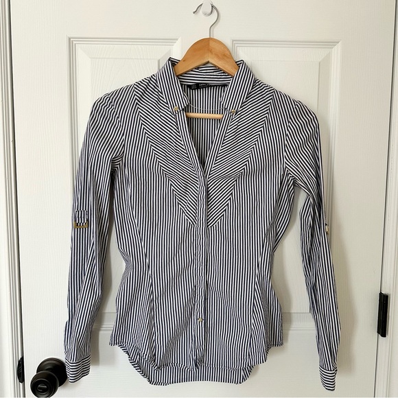 Zara Striped Blue Top - Picture 3 of 9